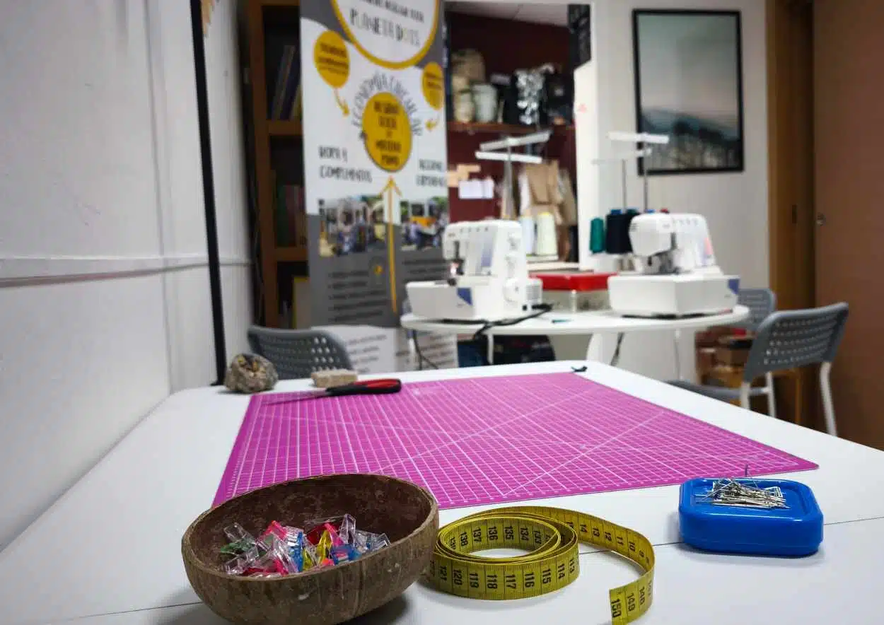 Experiencia de costura Dots (8)