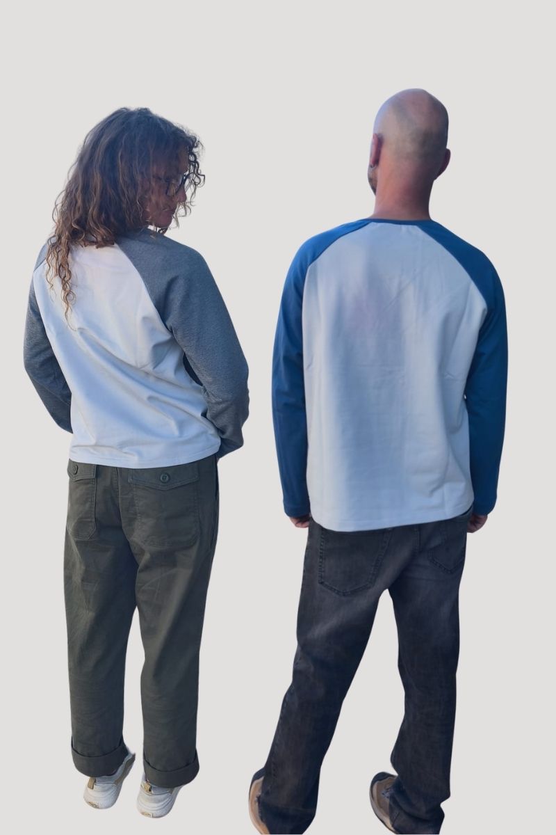 SUDADERA NUEVA espaldas